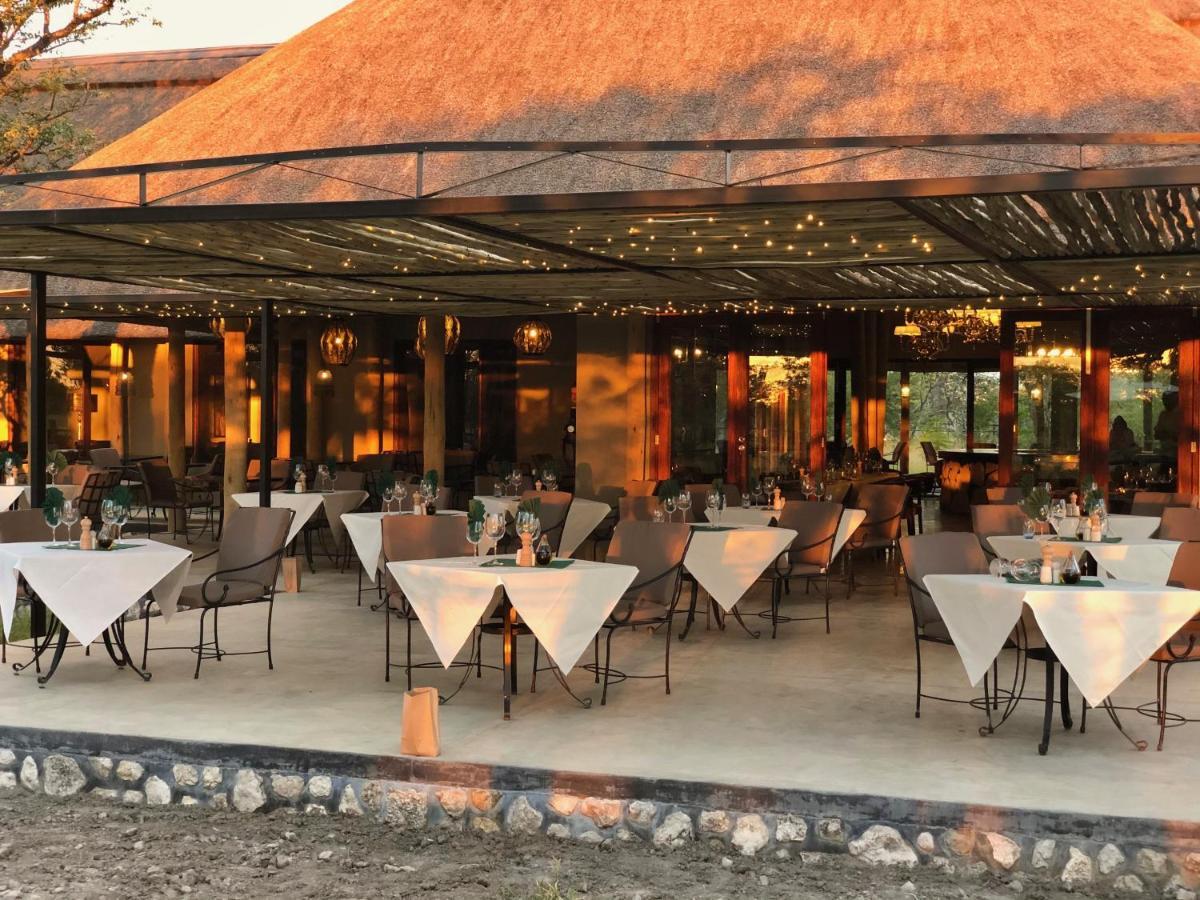 Etosha Oberland Lodge オカウクエジョ エクステリア 写真