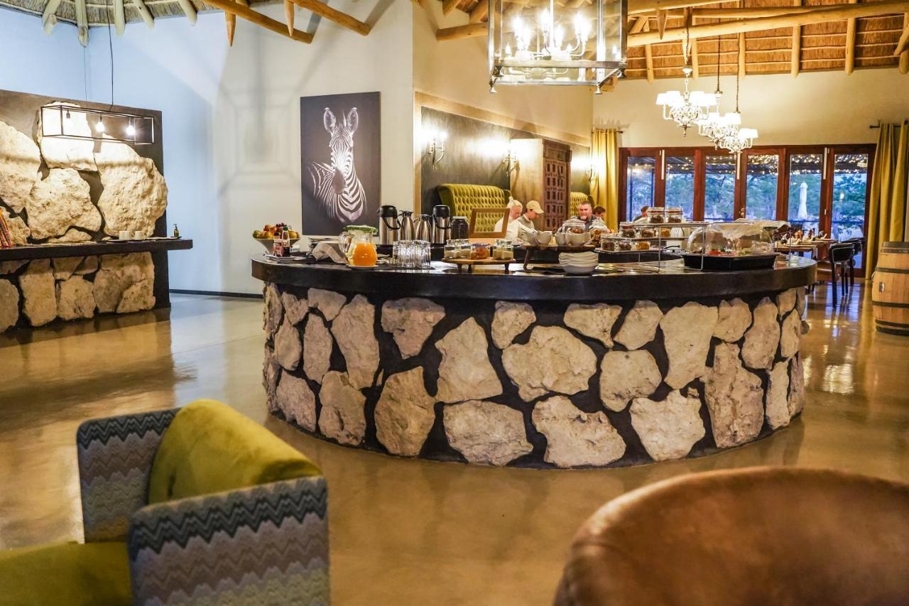 Etosha Oberland Lodge オカウクエジョ エクステリア 写真