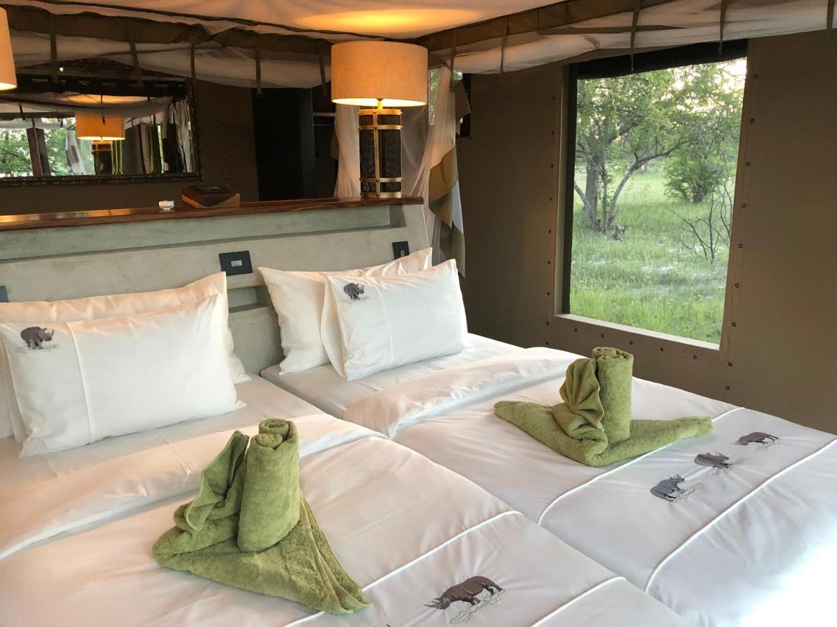 Etosha Oberland Lodge オカウクエジョ エクステリア 写真