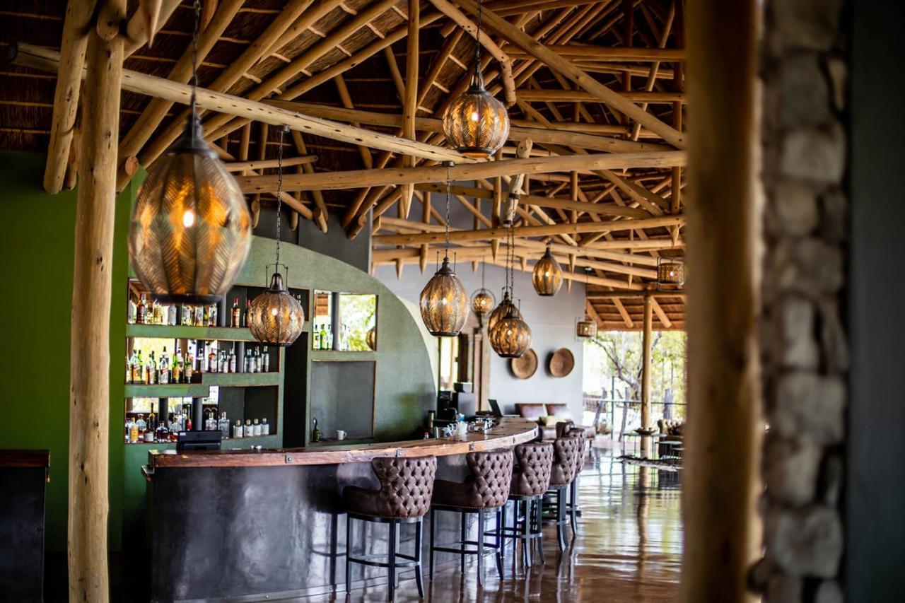 Etosha Oberland Lodge オカウクエジョ エクステリア 写真